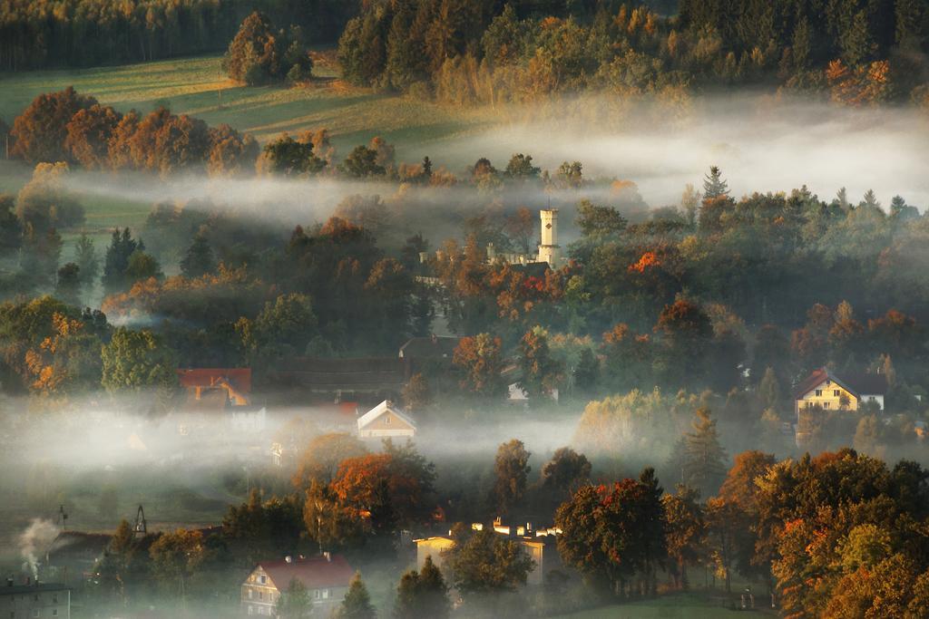 Zamek Karpniki Schloss Fischbach Lomnica (Jelenia Gora) Exterior foto