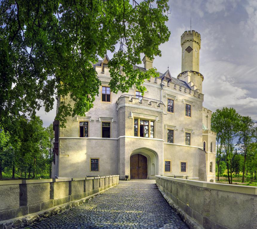 Zamek Karpniki Schloss Fischbach Lomnica (Jelenia Gora) Exterior foto