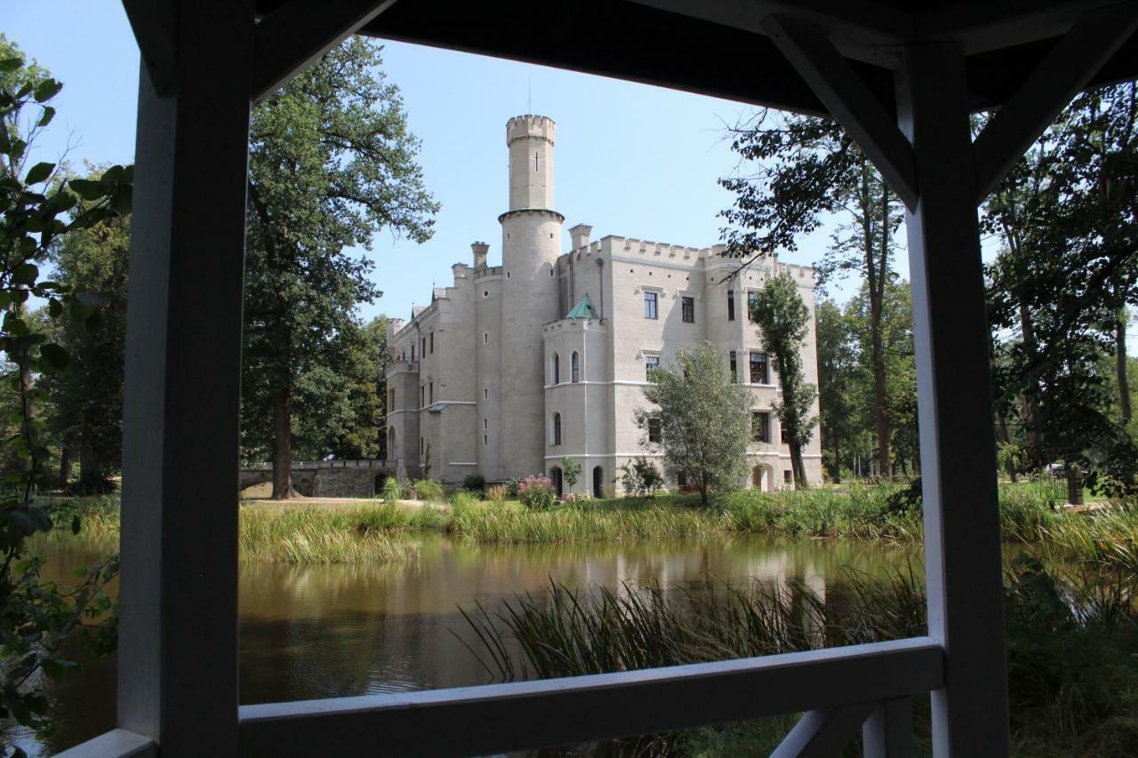 Zamek Karpniki Schloss Fischbach Lomnica (Jelenia Gora) Exterior foto